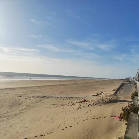 Apartament Face Grand T3 Familial, Parking Gratuit Saint-Jean-de-Monts